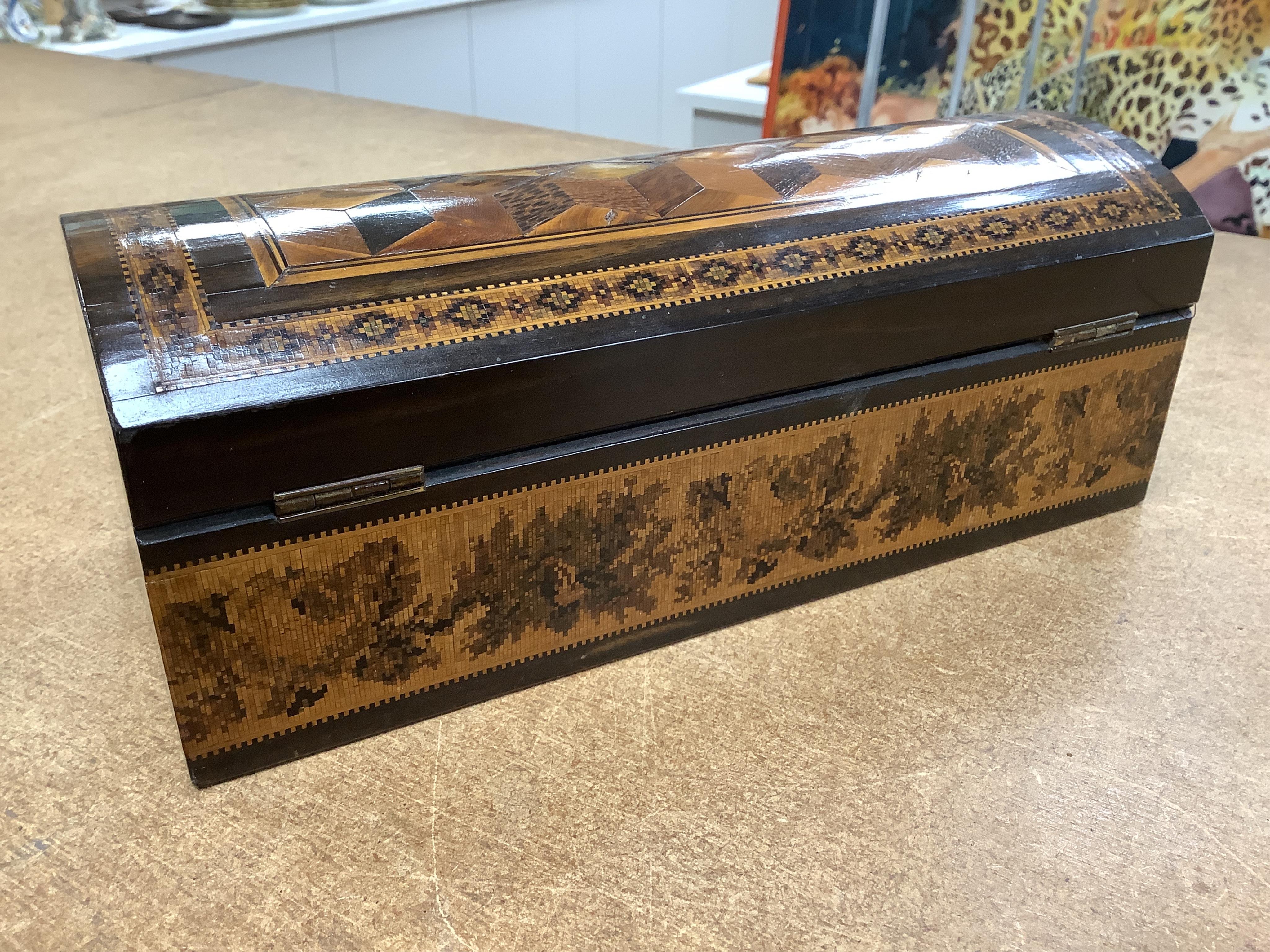 A Tunbridgeware specimen cube marquetry and Tesserae Mosaic domed glove box, c.1840, with silk lining, 24cm wide